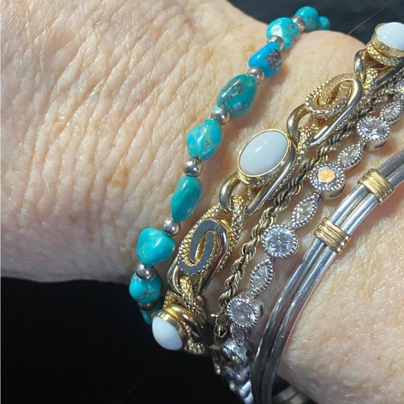 Turquoise nugget beads and sterling balls bracelet. - Picture 1 of 2